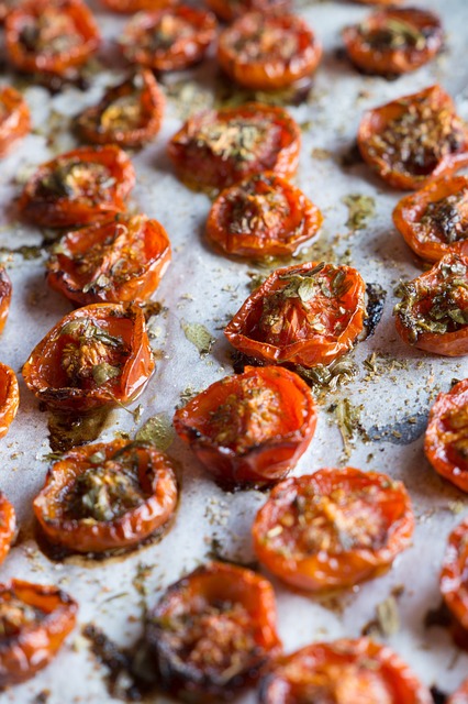 Seasoned baked tomatoes